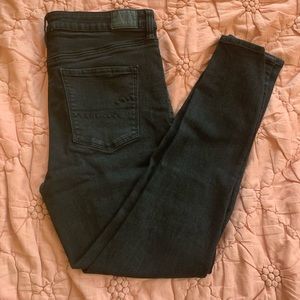 EUC American Eagle skinny jeans